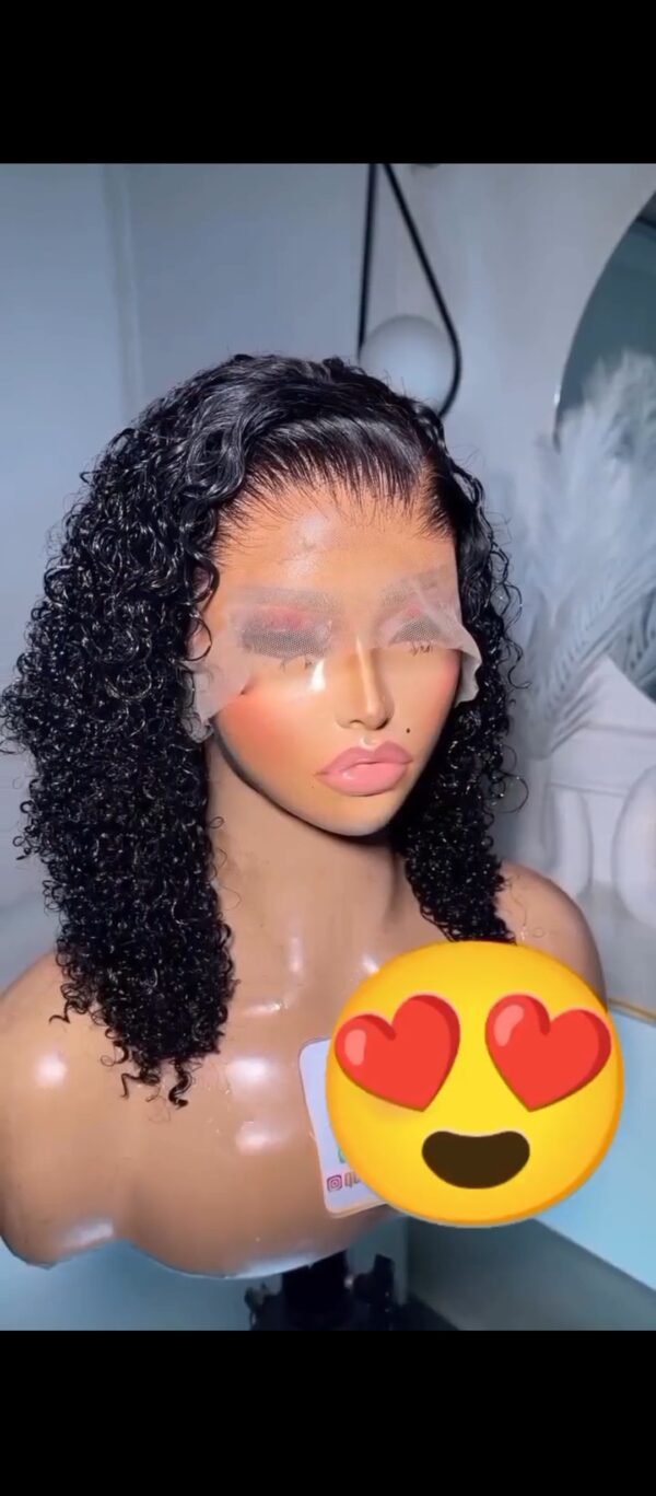 16'' Wig Kachy, $130, Human-hair-blend, 13x4 lace, Frontal: 100% Human hair, Bundles: Hair blend, Lace bleached, pre plucked, 300g